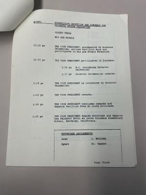 Photograph of archival item from Cometbus Punk and Underground Press Collection, Box 4 (Box 8107, Folder bush_sept_24_1986_4_86).